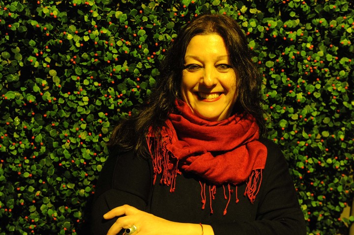 Para Lidia Borda, las letras del disco Cuarteto Cedrón canta a Raúl González Tuñón son revolucionarias (Clarín)
