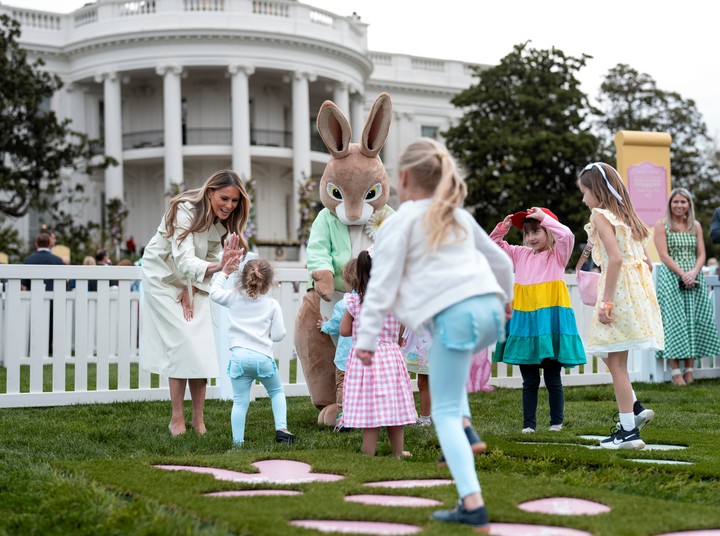 La Sra. Trump en el Easter Egg Roll de la Casa Blanca el mes pasado. Foto Doug Mills/The New York Times