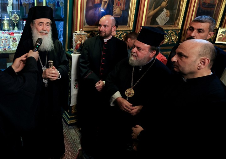 Visita de los patriarcas cristianos a las zonas afectadas por el ataque israelí en Gaza.
Reuters.