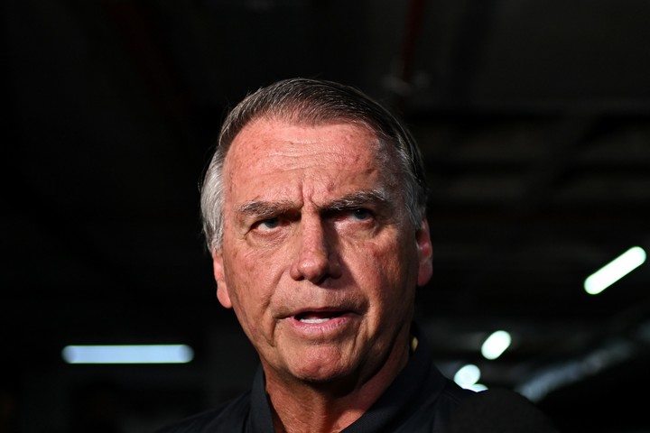 El expresidente Jair Bolsonaro, acusado de golpista en Brasil, tiene el respaldo de Trump. Foto EFE / Andre Borges
