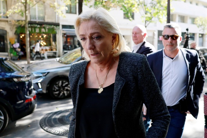 La líder de extrema derecha francesa y miembro del parlamento, Marine Le Pen. Foto Reuters
