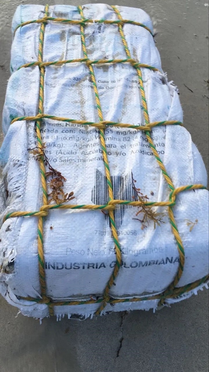 Paquetes de cocaína descubiertos en San Vicente y las Granadinas.