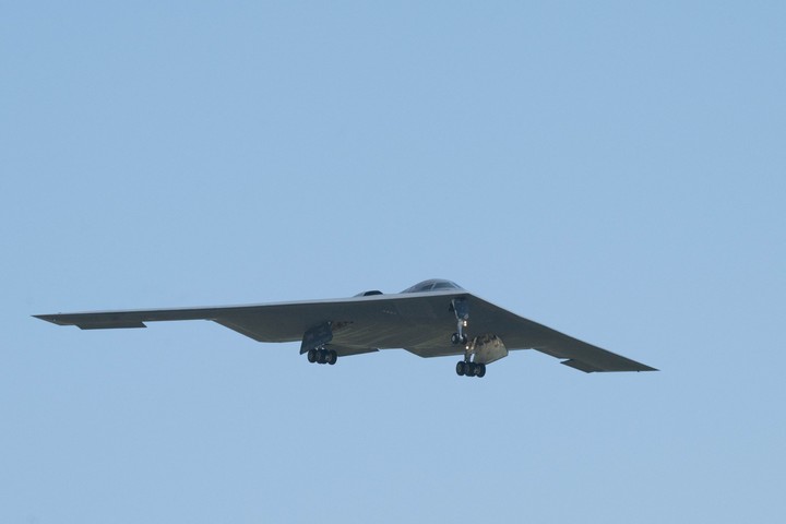 Un bombardero B-2 Spirit, el avión que usó Estados Unidos al entrar en la guerra Irán-Israel. Foto U.S. Air Force/Handout via REUTERS 