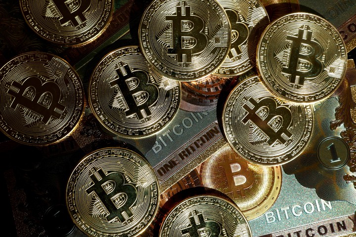 El mundo de las criptomonedas, ahora víctima de crímenes violentos en Francia. Foto: REUTERS 