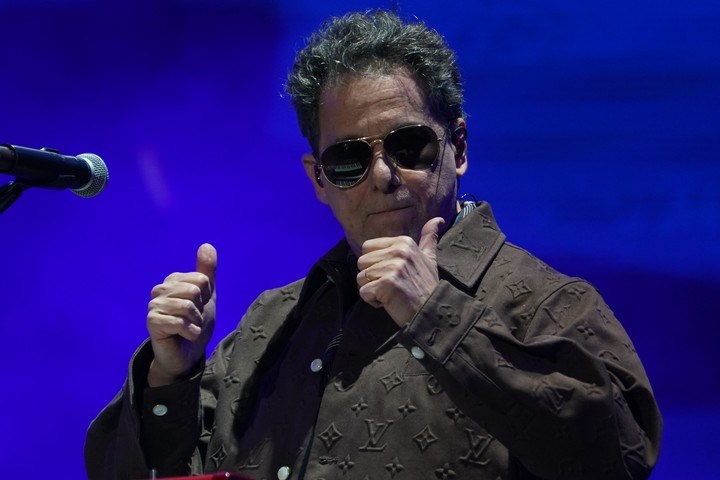 Andrés Calamaro en una de sus últimas presentaciones en CABA, en el marco del festival Quilmes Rock. Foto Emmanuel Fernández 